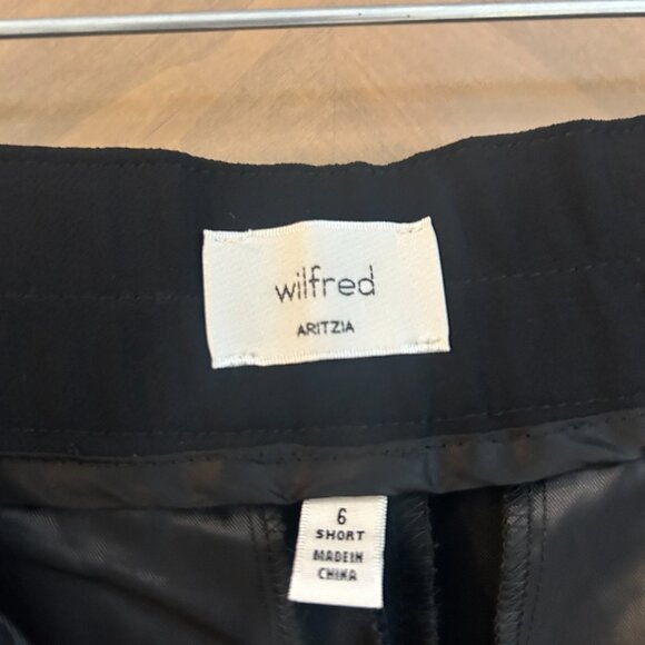 NWOT Aritzia Limitless Pant Black - Size 6 Short - Picture 4 of 5